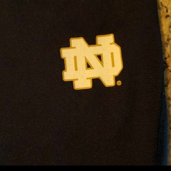 UNDER ARMOUR HEATGEAR - Picture 2 of 3